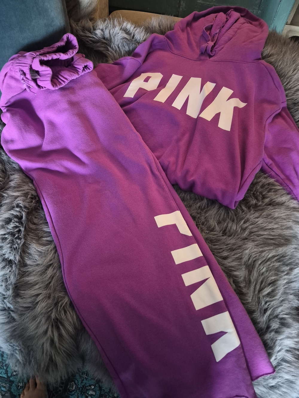 PINK Victoria's Secret Purple Hoodie & Sweatpants Set with White Logo